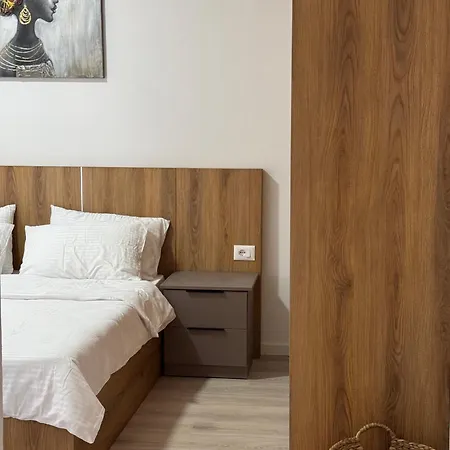 New Bazaar Delight 1 * Tirana